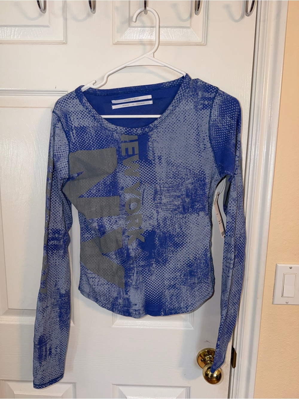silence + noise Blue Graphic Long Sleeve Top- NWT